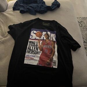 Mitchell & Ness Black and Gold Graphic Tee